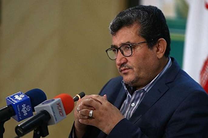 نمایندگان نسبت به فساد و رانت حساس باشند