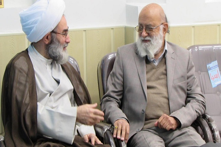 خدمات نظام در چهلمین سالگرد پیروزی انقلاب به درستی بیان شود