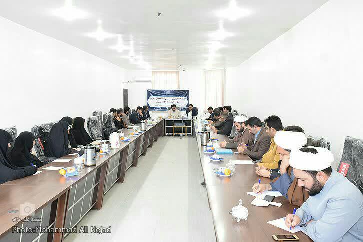 گزارش تصویری جلسه هم&zwnj;افزایی دستگاه&zwnj;&zwnj;های اجرایی طرح &laquo;بشارت&raquo; ۱۴۵۲در لرستان