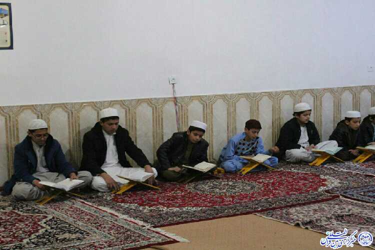 تحصیل ۴۰۰ طلبه اهل سنت در حوزه علمیه الصدیق بیرجند/ کمبود فضای آموزشی؛ مهم ترین مشکل