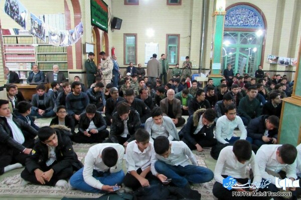 قدرت پاسخ&zwnj;گویی به زورگویی مستکبران؛ ماحصل انقلاب جمهوری اسلامی ایران