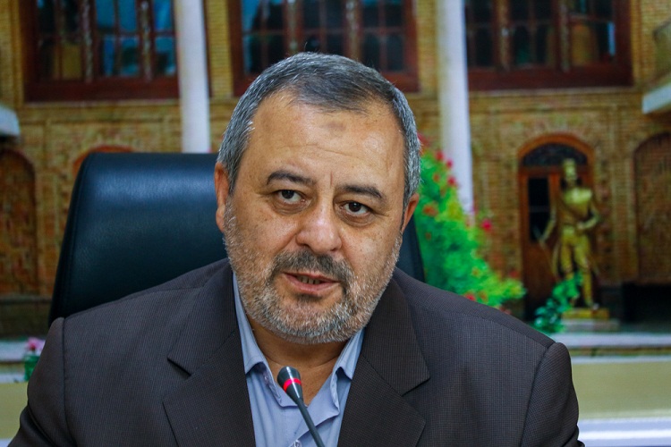 دانشجویان در عرصه فرهنگ و هنر درآمدزا باشند