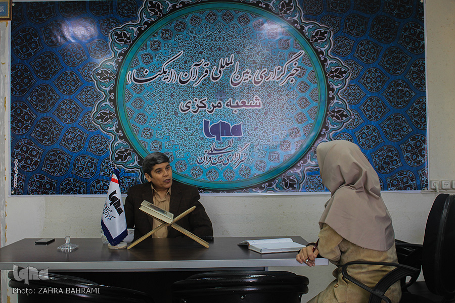 گفتوگوی صمیمی با چهره قرآنی کشور/ از فعالیتهای قرآنی قبل از انقلاب تا تلاوت به سبک عبدالباسط گفتوگوی صمیمی با چهره قرآنی کشور/ از فعالیتهای قرآنی قبل از انقلاب تا تلاوت به سبک عبدالباسط