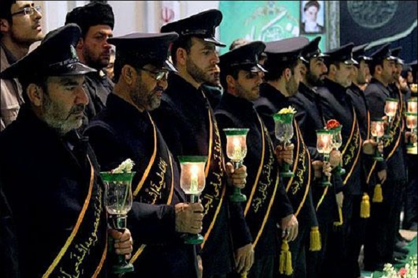 آیین معنوی شمع‌گردانی در سالروز رحلت حضرت معصومه(س)