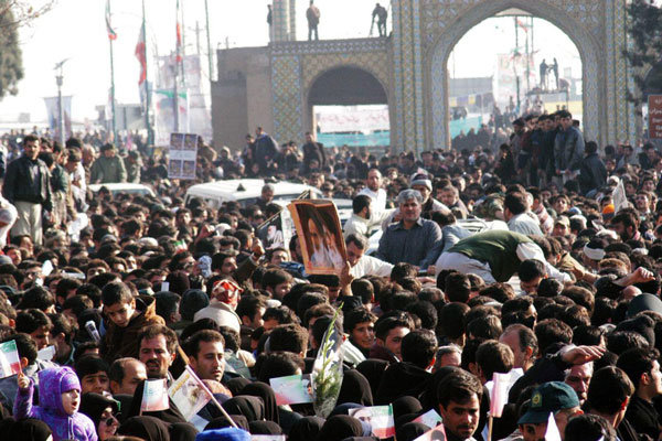 سرگذشت پیچیده خبرنگار قزوینی در 25 آذر 82/ آمد بهار جان&zwnj;ها