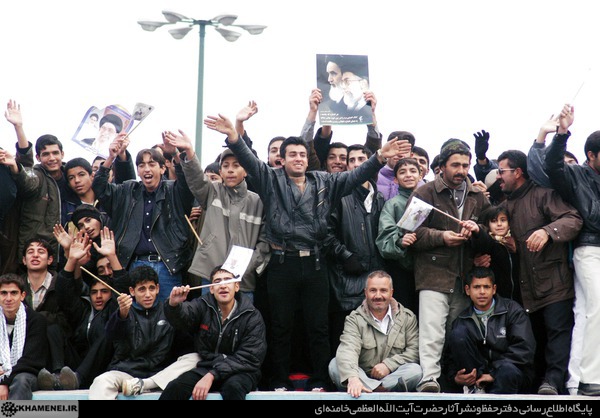 سرگذشت پیچیده خبرنگار قزوینی در 25 آذر 82/ آمد بهار جان&zwnj;ها