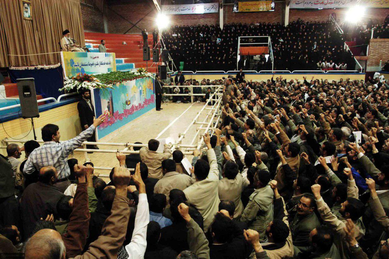 سرگذشت پیچیده خبرنگار قزوینی در 25 آذر 82/ آمد بهار جان&zwnj;ها