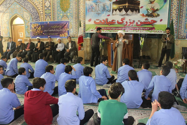 گزارش تصویری برگزاری جشن تلکلیف دانش&zwnj;آموزان ناحیه یک ساری