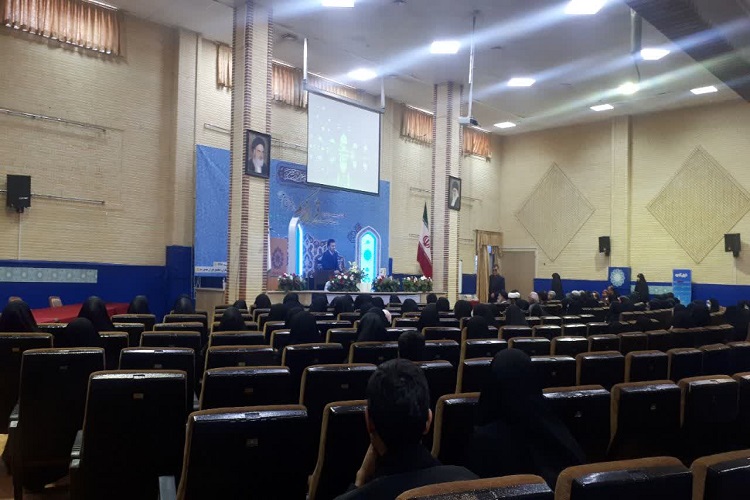اساتید برجسته قرآنی در کل کشور حضور پیدا کنند
