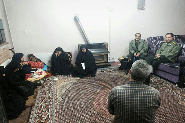 ادامه راه شهدا، وظیفه دینی و شرعی هر انسان است