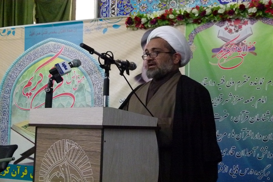 گزارش تصویری/ محفل انس با قرآن دانش آموزی