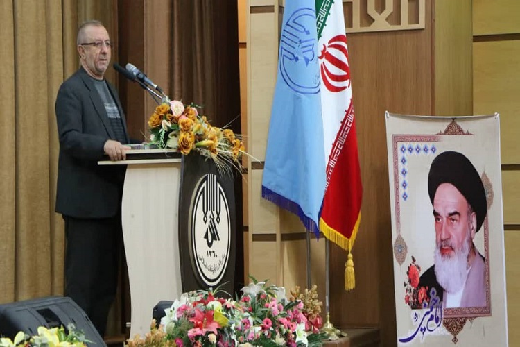فشار اقتصادی و تحریمها؛ دسیسه دشمن برای دور کردن مردم از انقلاب اسلامی فشار اقتصادی و تحریمها؛ دسیسه دشمن برای دور کردن مردم از انقلاب اسلامی