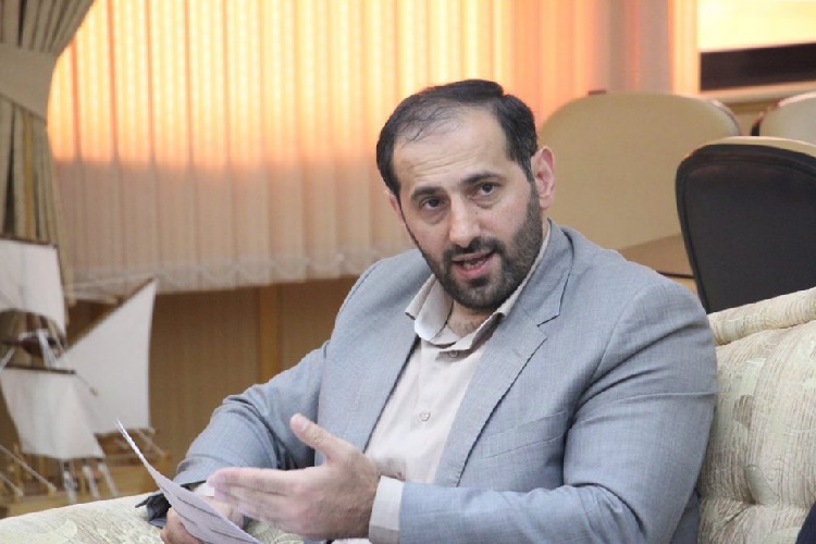 دلسوزان و دوستداران نظام در برابر جریان&zwnj;های ضد انقلاب متحد شوند