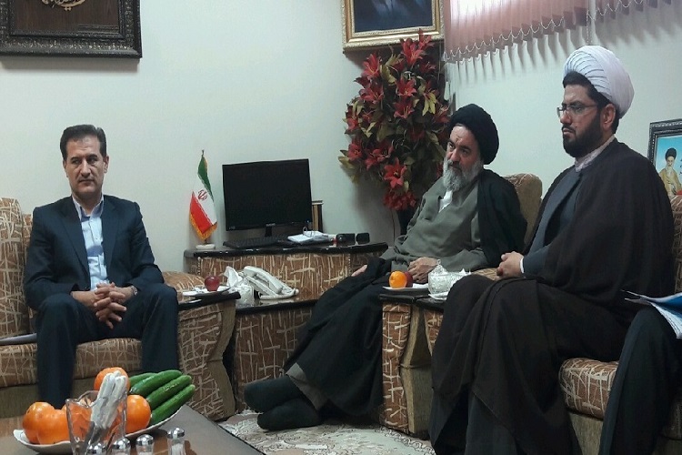 تربیت دانشآموزان باید در طراز جمهوری اسلامی باشد تربیت دانشآموزان باید در طراز جمهوری اسلامی باشد