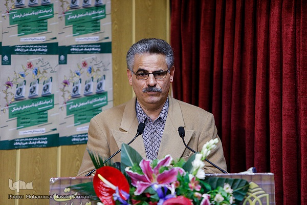 حضور بین&zwnj;المللی در عرصه فرهنگی را جدی&zwnj;تر دنبال کنیم