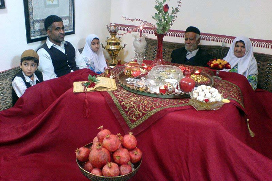 گره رسوم بلندترین شب سال با آموزه های دینی