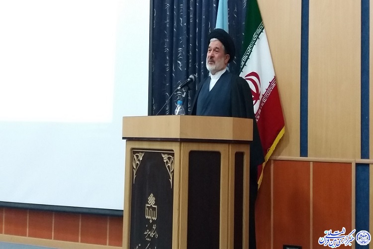 برای ارتقای پژوهش باید سهم بومی هر فضای آموزشی مشخص شود برای ارتقای پژوهش باید سهم بومی هر فضای آموزشی مشخص شود