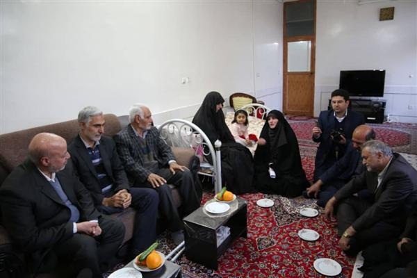 استکبار جهانی تمام قد با آرمان&zwnj;های شهدا در حال نبرد است