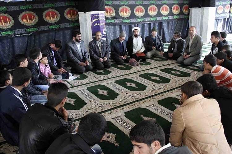 فعالیت بیش از ۳۳۰۰ حلقه صالحین در استان قم