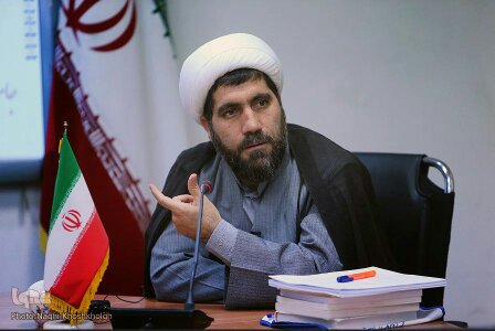 ابعاد وحدت مبتنی بر عینیت‌های جامعه جهانی نیست/ تقریب فراتر از پیوند فقهی میان مذاهب
