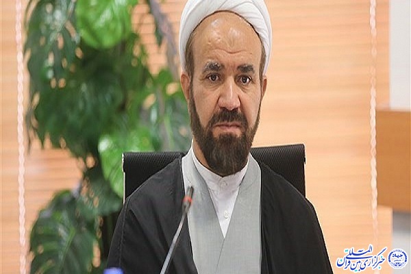 تشریفات در نشریات دانشجویی کاسته شود