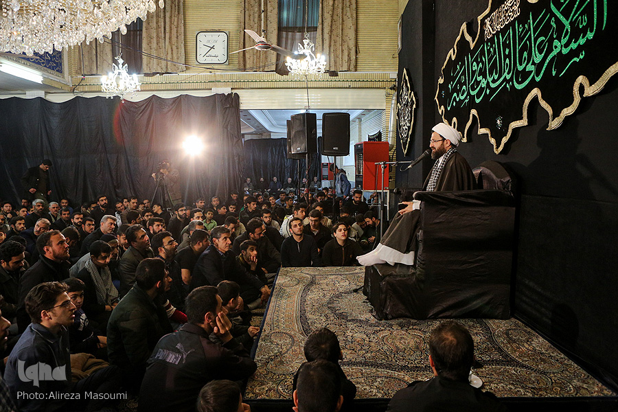 هیچ انقلابی 40 سالگی خود را ندید هیچ انقلابی 40 سالگی خود را ندید