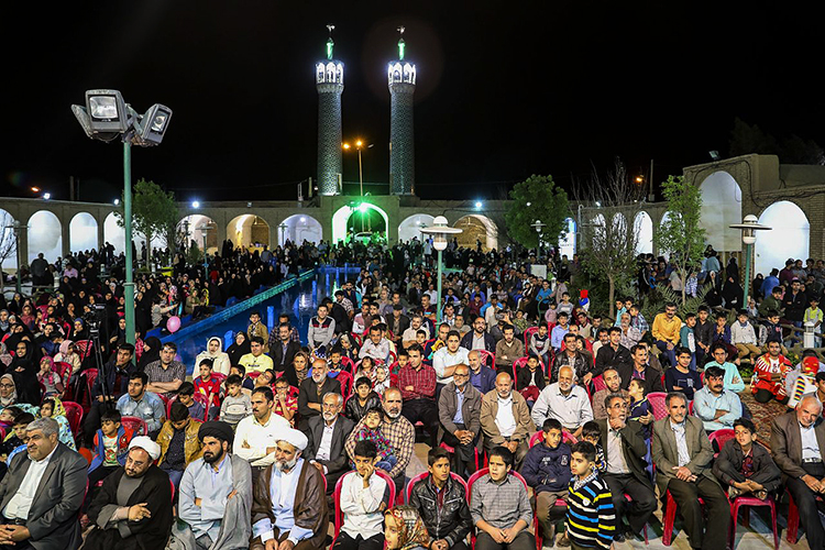 جشن مبعث در امامزاده سیدنورالدین احمد اردکان