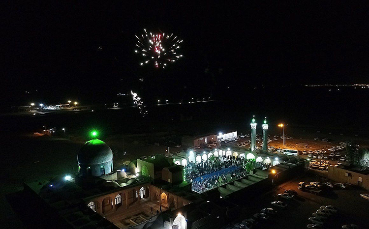 جشن مبعث در امامزاده سیدنورالدین احمد اردکان