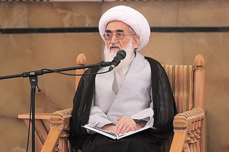 سیل اخیر امتحان الهی برای دولت و ملت است/ همه به میدان بیایند