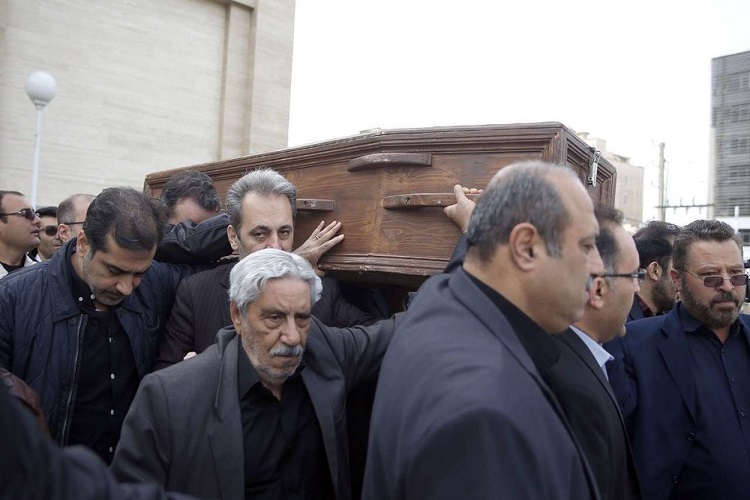 پیکر قدیمی&zwnj;ترین روزنامه فروش جهان در کرج تشییع شد