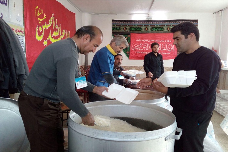 راه&zwnj;اندازی موکب اوقاف قزوین برای پخت و توزیع غذای گرم در پلدختر