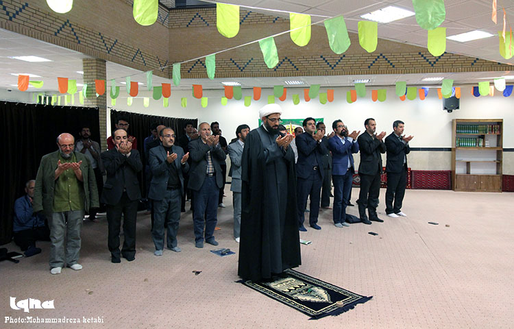 نشست صمیمی اصحاب رسانه همدان با امام جمعه
