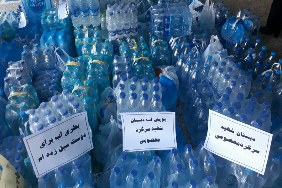 معلمان و دانش&zwnj;آموزان قزوینی به یاری سیل&zwnj;زدگان شتافتند