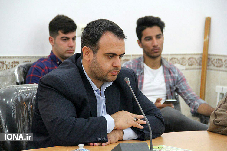 رونمایی از دو کتاب در دانشگاه علوم قرآنی میبد +تصاویر