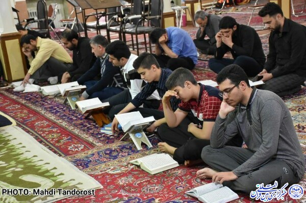 مراسم روح&zwnj;بخش اعتکاف در مسجد جامع ماکو برگزار شد