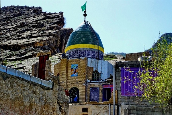 زائر امامزاده بی&zwnj;بی کریمه گچساران شوید