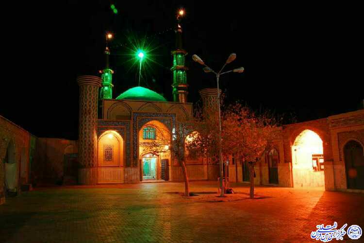 امامزاده محمد‌بن اصغر(ع) بشرويه؛ مأمن عاشقان در دامنه تپه‌های الله‌اکبر