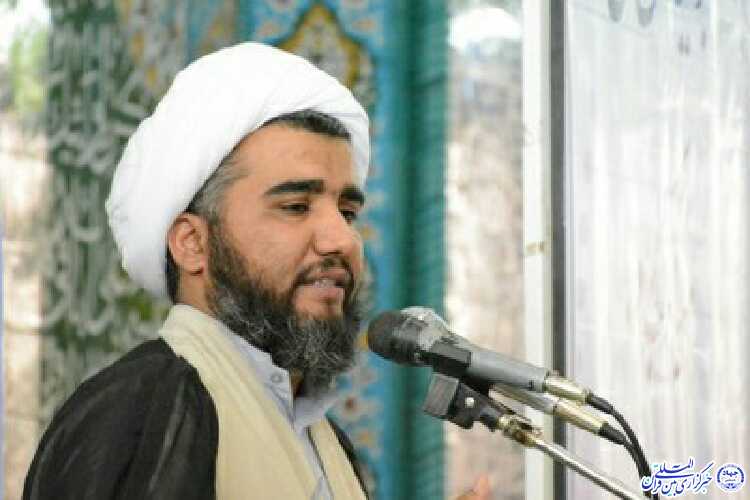 مبارزه با فساد و اعتماد به جوانان در چهل ساله دوم انقلاب مدنظر باشد