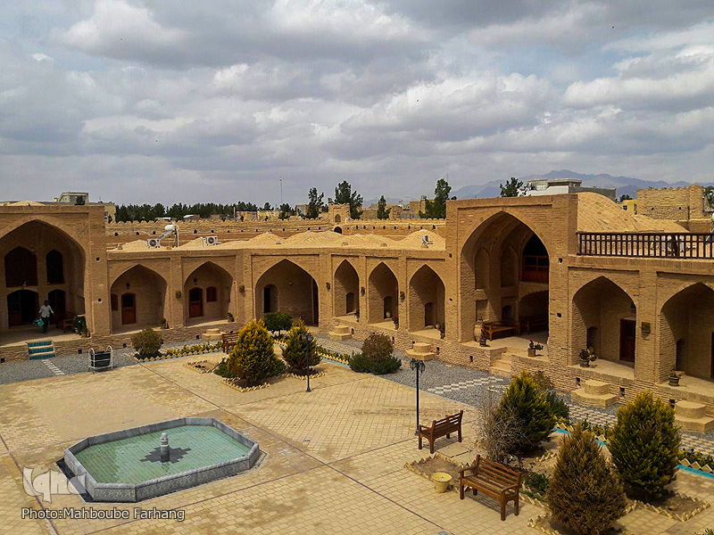 کاورانسرای عباسی