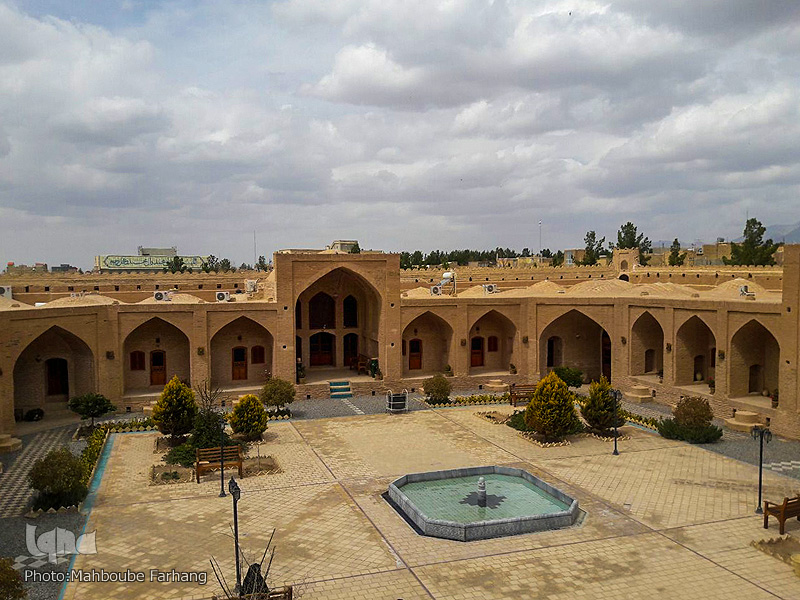 کاورانسرای عباسی