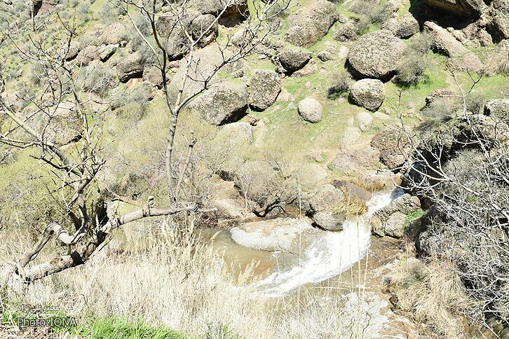 آبشار طلایی خرمآباد؛ تنها آبشار درونشهری لرستان آبشار طلایی خرمآباد؛ تنها آبشار درونشهری لرستان