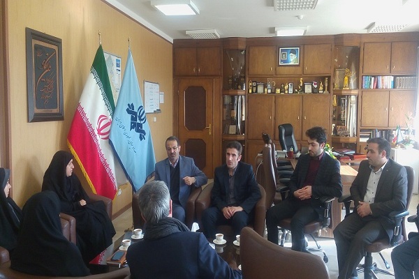 لزوم معرفی کتاب به عنوان مهمترین عنصر فرهنگی در جامعه