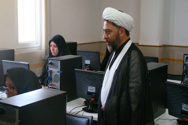 ۱۳۰ استاد دانشگاه و حوزه تحصیلات خود را از نهضت سوادآموزی آغاز کرده&zwnj;اند&nbsp;