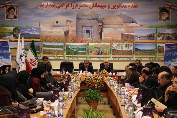 برگزاری همایش &laquo;گسترش سواد آبی&raquo; به همت جهاد دانشگاهی در اردبیل