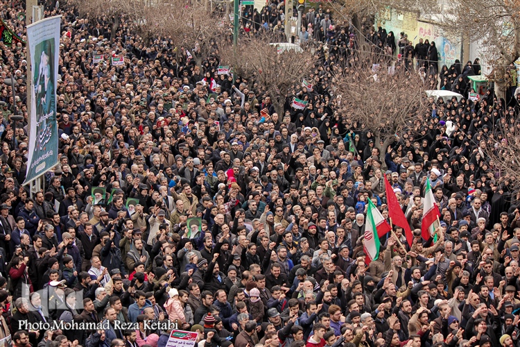 خروش مردم همدان در پی به شهادت رساندن مالک اشتر زمان خود