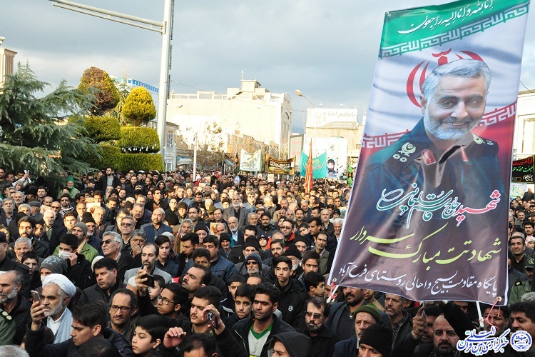 تمامی ناوگان آمریکا در تیررس مستقیم موشک&lrm;های ایران قرار دارند