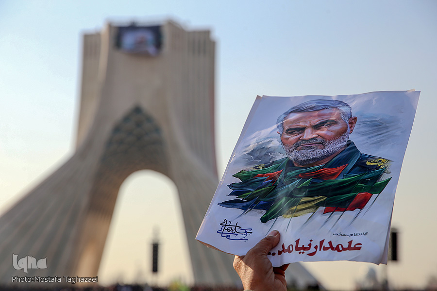 سردار آرام و ایران بی‌قرار