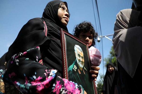 محکومیت شهادت سردار سلیمانی در مالزی با شعار «مرگ بر آمریکا»