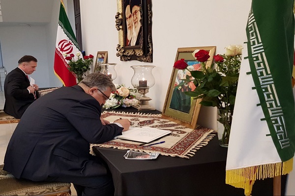 گشایش دفاتر یادبود شهید سرافراز 