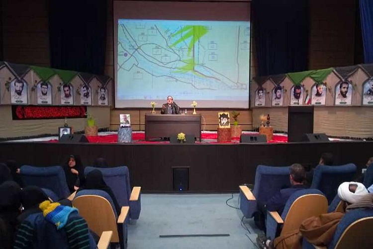 رونمایی از 4 كتاب زندگینامه شهدای عملیات كربلای 4 و 5 در شیراز رونمایی از 4 كتاب زندگینامه شهدای عملیات كربلای 4 و 5 در شیراز